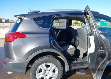 2015 Toyota Rav4 Le из США, поврежденный, VIN JTMZFREV0FJ031668